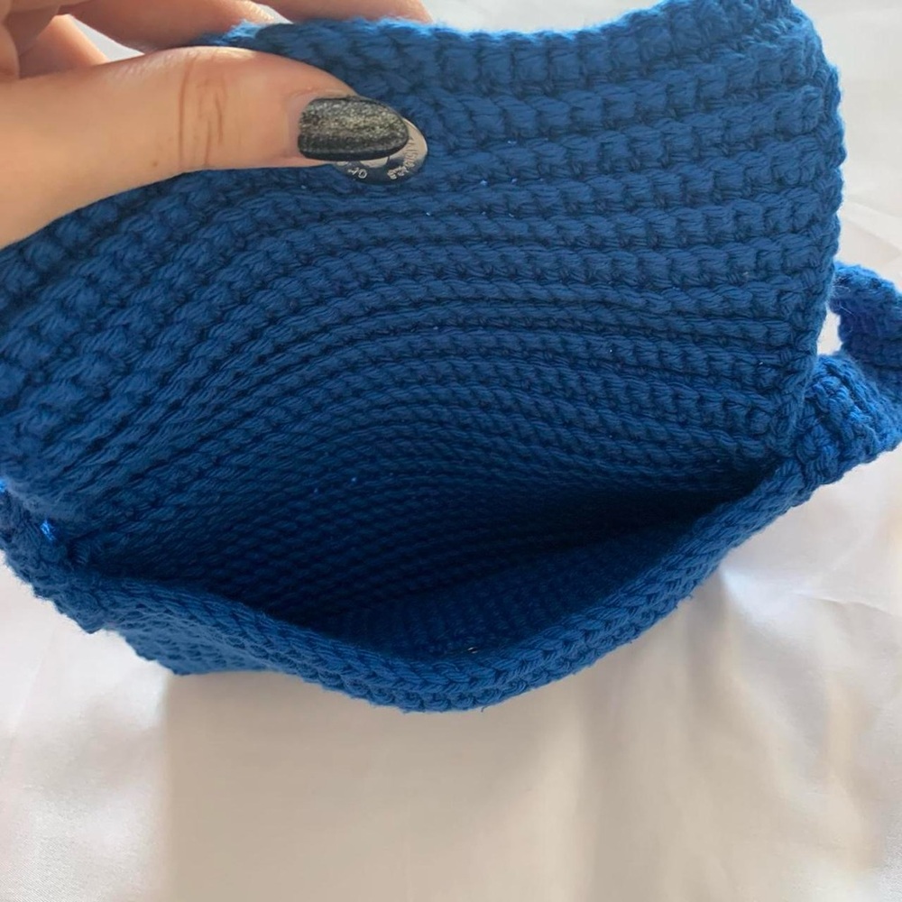 cobalt blue crochet bag / pouch with button - Picture 4 of 6